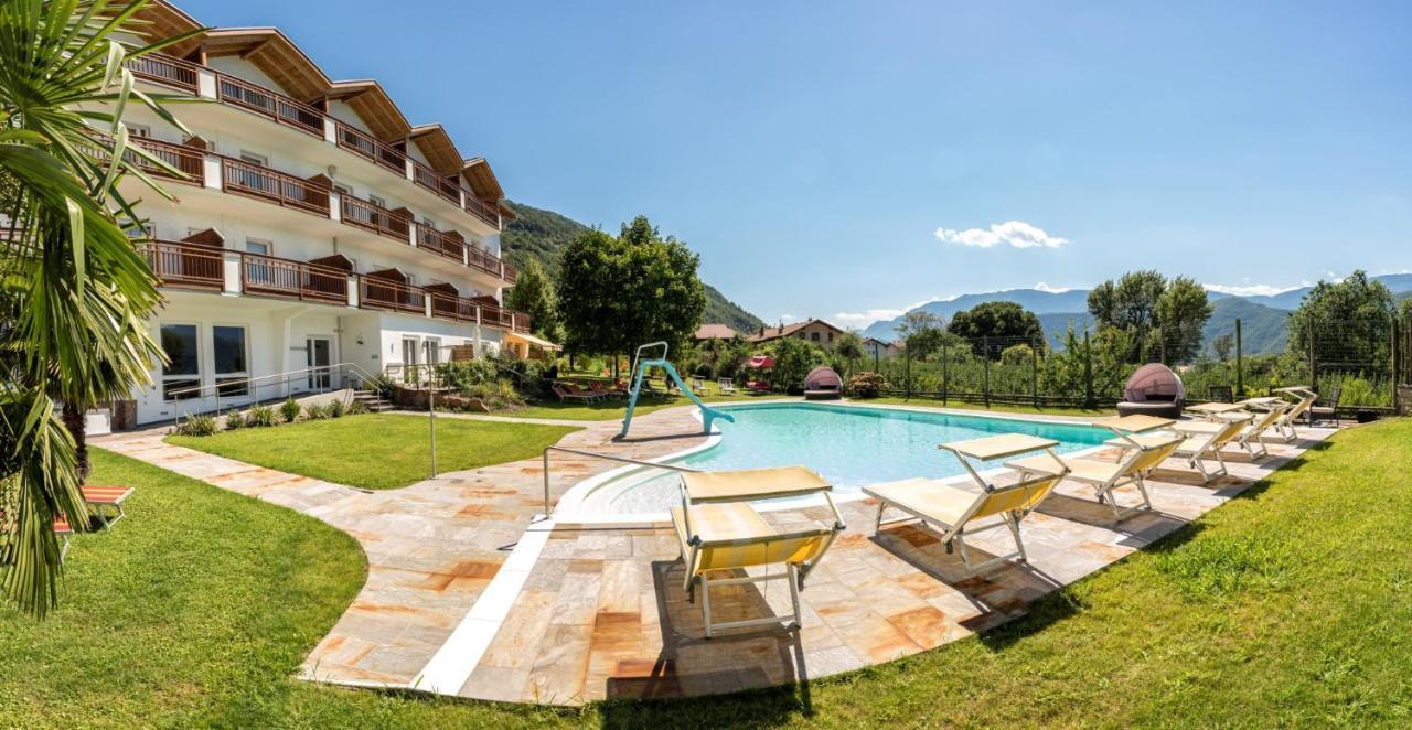 Hotel Garni Gruener Baum Laives Exteriér fotografie