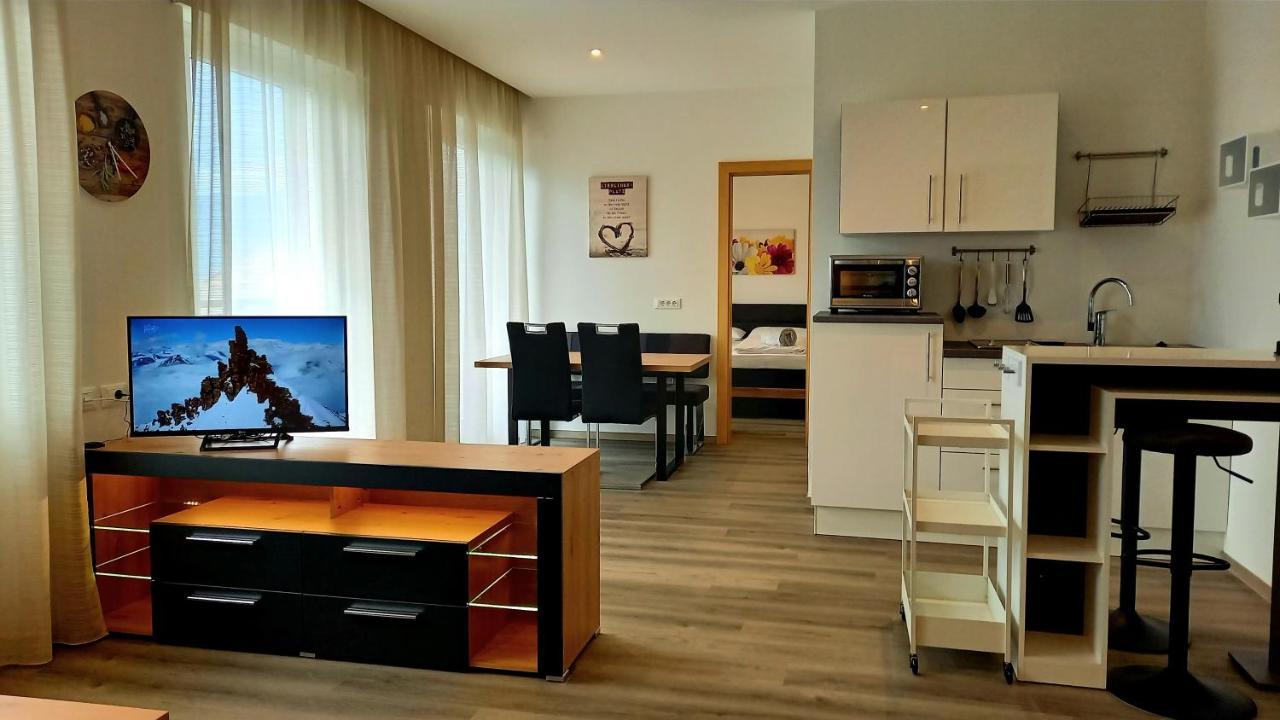 Hotel Garni Gruener Baum Laives Exteriér fotografie