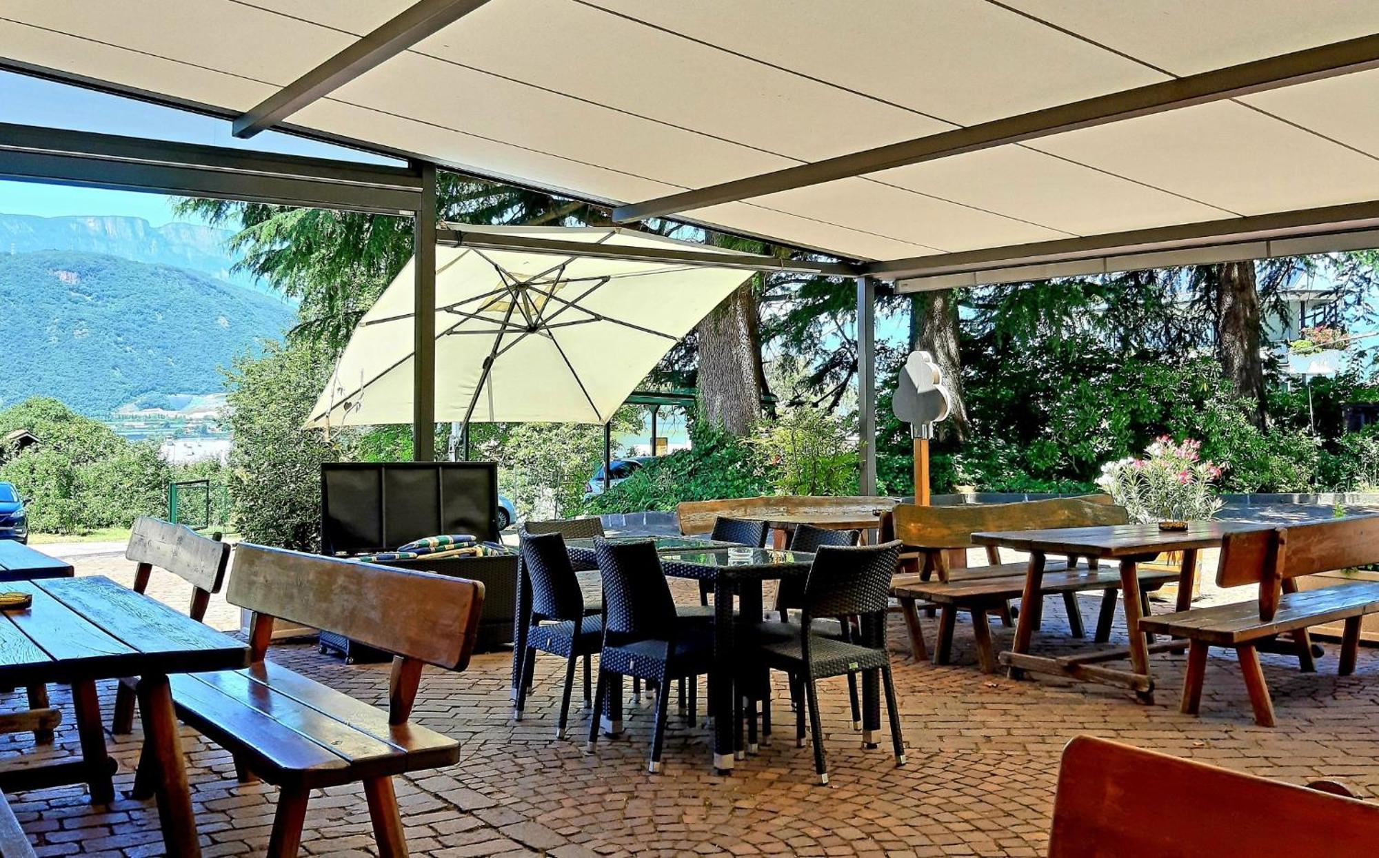 Hotel Garni Gruener Baum Laives Exteriér fotografie