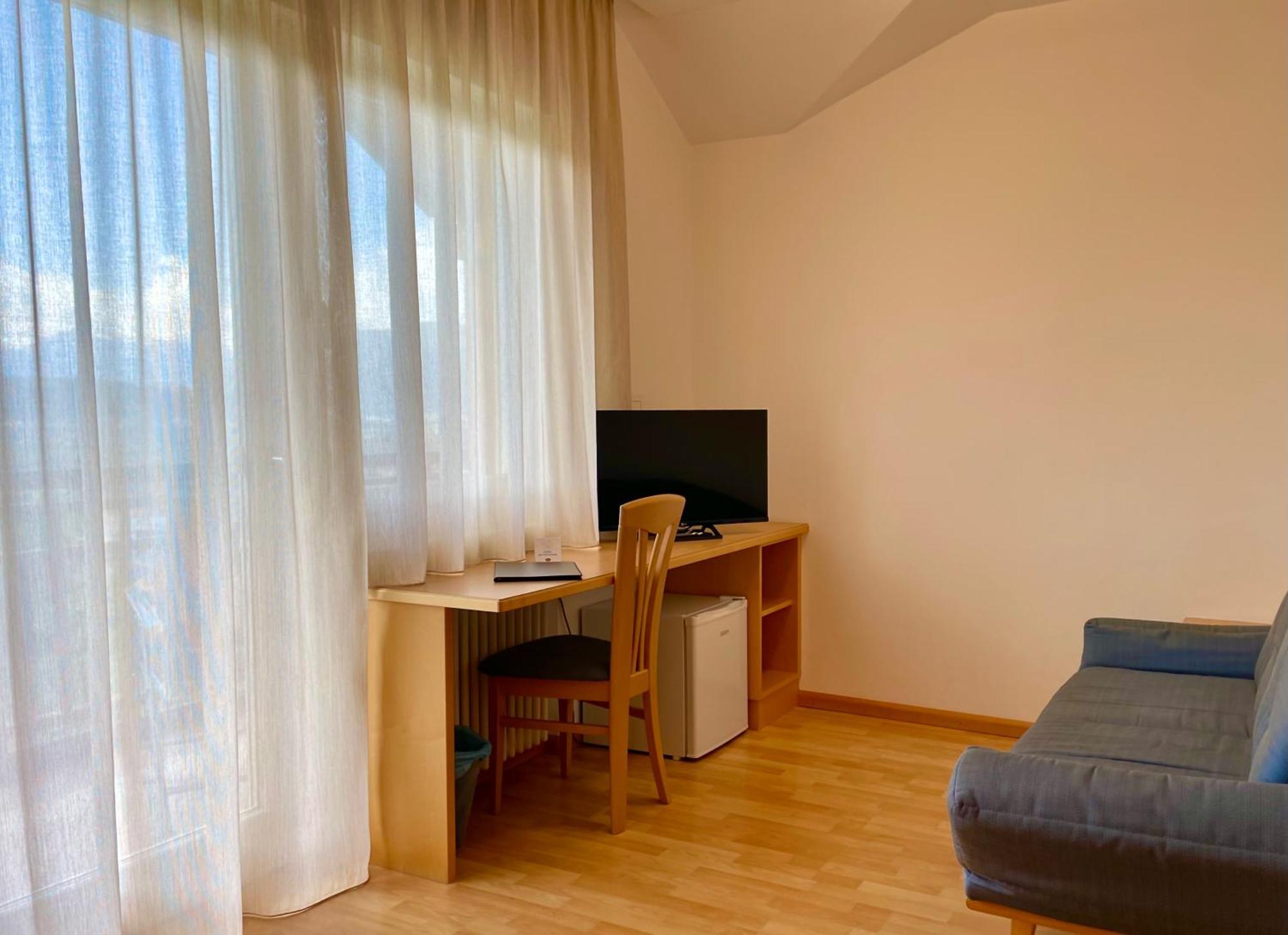 Hotel Garni Gruener Baum Laives Exteriér fotografie